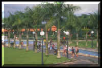 sentosa3.jpg (50461 bytes)