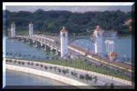 sentosa6.jpg (321266 bytes)